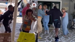 Ο Travis Scott έσυρε το χορό στο Μεγανήσι: Τα βίντεο που έγιναν viral σε λίγα λεπτά (vid)