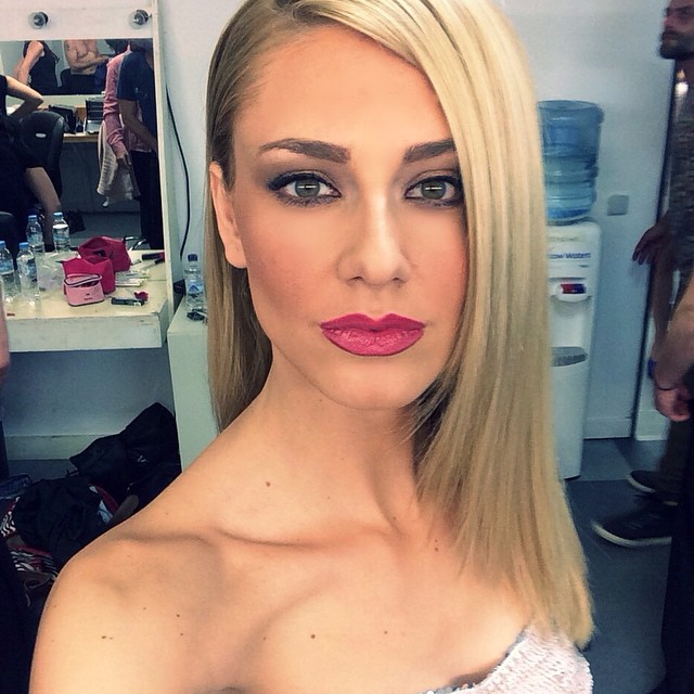 Instagram media by christianamoussi - Thank you @efimakeup for my makeup #backstage #OneMarkShow #megatv @megatvcom #DAREnWEAR #beauty