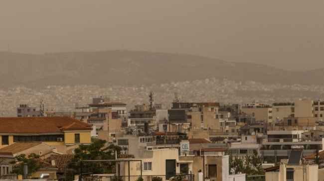 Έρχονται καιρικές διαταραχές από τα μέσα της Μεγάλης Εβδομάδας: Πότε επιστρέφει η αφρικανική σκόνη (vid)