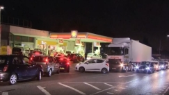 Μεγάλη κρίση με τα καύσιμα στη Βρετανία: Σκέψεις να χρησιμοποιηθούν ακόμη και οδηγοί του στρατού (vids)