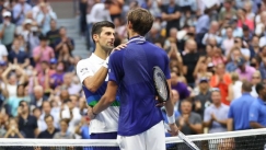 Νέο ραντεβού Τζόκοβιτς-Μεντβέντεφ στον τελικό του Paris Masters (vids)