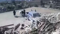 Τους 950 έφτασαν οι νεκροί από τον σεισμό στο Αφγανιστάν (vid)