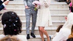 Η ΑΑΔΕ εντόπισε «πάρτι» φοροδιαφυγής σε γάμο: Τους «έκαψαν» τα social media