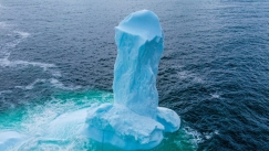 Παγόβουνο σε σχήμα... φαλλού στον Καναδά έγινε viral στο διαδίκτυο