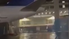 Πλημμύρισε από τις καταιγίδες το αεροδρόμιο της Φρανκφούρτης: Αδιανόητες εικόνες (vid)