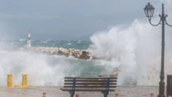 Μετ΄εμποδίων τα ακτοπλοϊκά δρομολόγια: Ποια πλοία είναι δεμένα λόγω καιρού