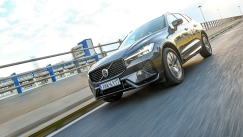 Test Drive Volvo XC60 MHEV B4 Diesel Polestar Engineered: Ο «δάκτυλος» της Polestar