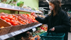 Σε έξαρση ο κορονοϊός: Πότε αναμένεται η κορύφωση (vid)