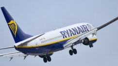Λήξη συναγερμού: Προσγειώθηκε στη Λιθουανία το αεροσκάφος της Ryanair με τους 11 Έλληνες (vids)