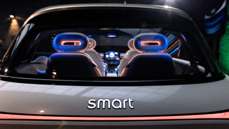 Συνεργασία smart και ΑΒΒ για τη φόρτιση των ηλεκτρικών οχημάτων