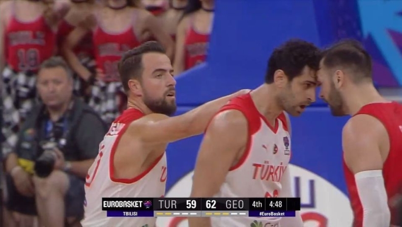 Eurobasket 2022, Τουρκία - Γεωργία: «Τσαμπουκάς» Κορκμάζ-Σανάντζε και αποβολές με ντισκαλιφιέ (vid)