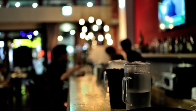 Φοροδιαφυγή άνω των 600.000 από γνωστό bar restaurant στο κέντρο της Γλυφάδας: Το κόλπο με τις ακυρώσεις