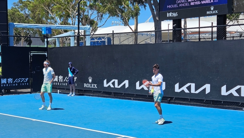 Στέφανος και Πέτρος Τσιτσιπάς στο Australian Open