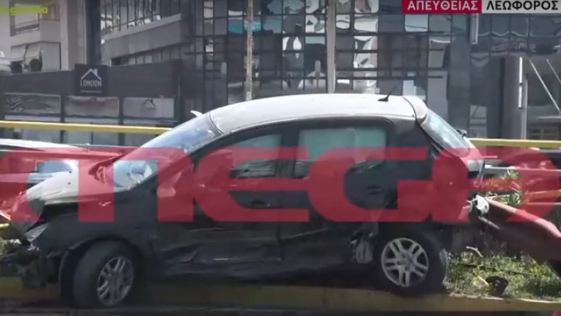 Σοκαριστικό τροχαίο στην Λεωφόρο Συγγρού: Oδηγός έχασε τον έλεγχο και εμβόλισε άλλο όχημα (vid)