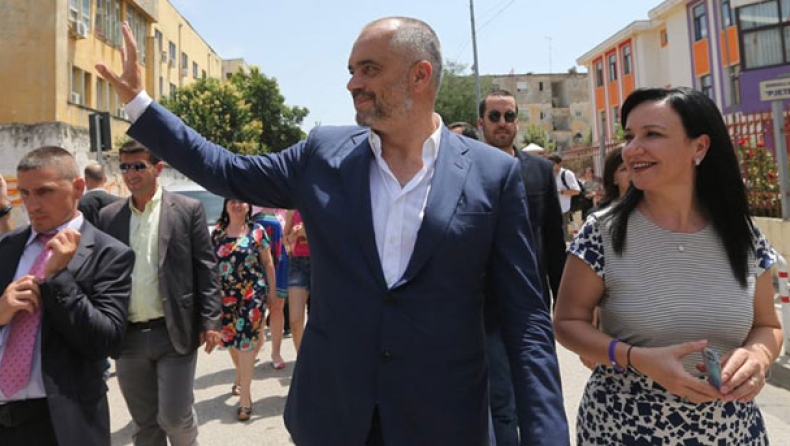 Ο Έντι Ράμα νικητής των εκλογών στην Αλβανία