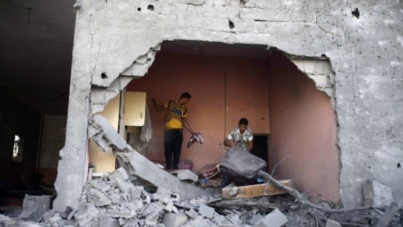 Σκαρφάλωσε στους 2.028 ο αριθμός των νεκρών στη Γάζα