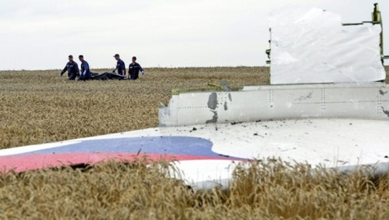 Χίλια μέτρα χαμηλότερα του προβλεπόμενου πετούσε το Μπόινγκ που συνετρίβη στην Ουκρανία