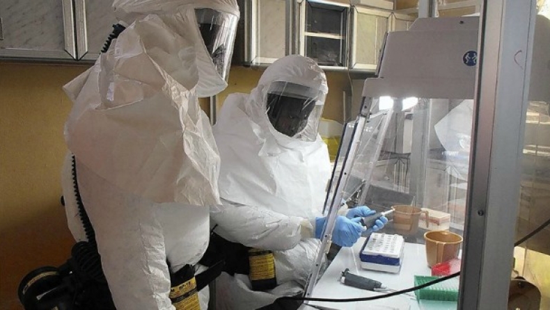 Έμπολα: Αναζητούνται εθελοντές για να δοκιμάσουν το εμβόλιο