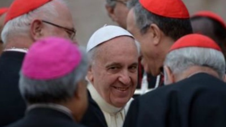 Καρδινάλιοι εναντίον του πάπα Φραγκίσκου