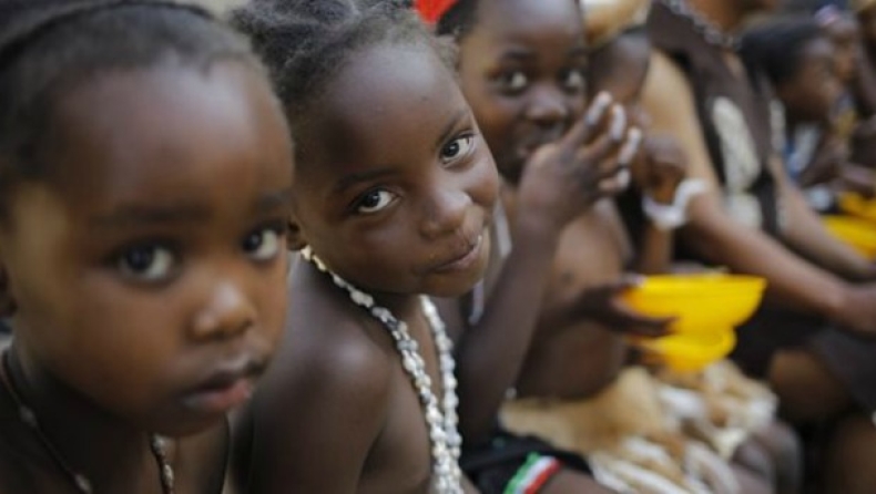 Τουλάχιστον 3.700 τα ορφανά παιδιά στην Αφρική λόγω Έμπολα