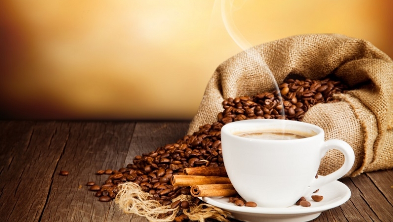 Πώς να ανοίξεις τη δική σου επώνυμη καφετέρια με 28.000 ευρώ
