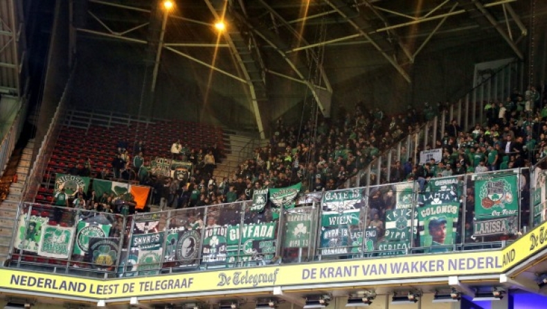 Η πράσινη κερκίδα στο «Philips Stadion»!