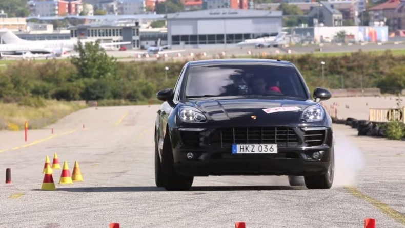 Δυσκολεύτηκε η Porsche Macan στο τεστ ταράνδου