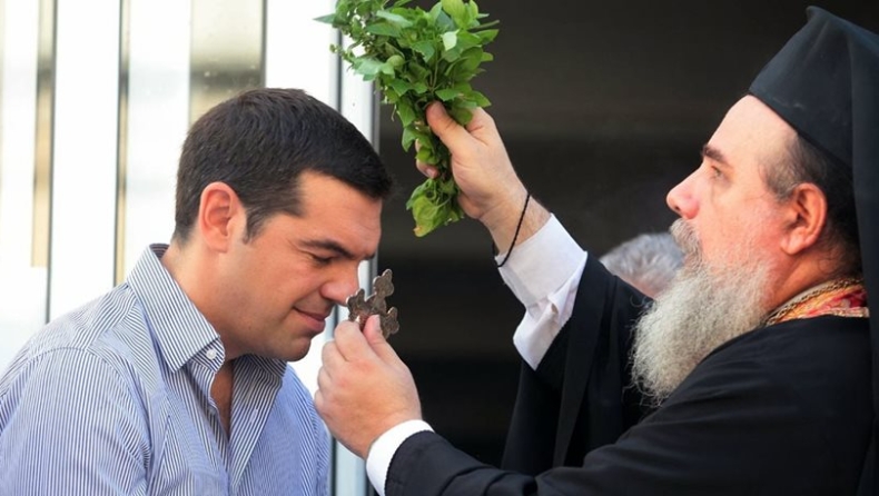 Ο Economist γράφει για «ιερή» συμφωνία ΣΥΡΙΖΑ - Εκκλησίας