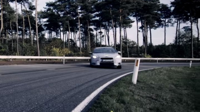 Το Ford Focus RS έρχεται με το πλάι [video]