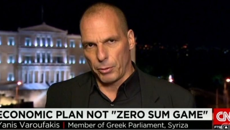 Βαρουφάκης στο CNN: Η Ελλάδα είναι αποφασισμένη να μείνει στο ευρώ