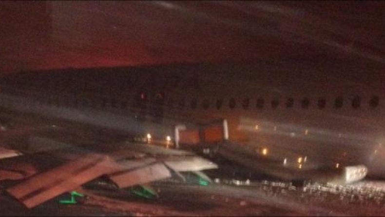 Παραλίγο νέα αεροπορική τραγωδία, 23 επιβάτες στο νοσοκομείο (pics)