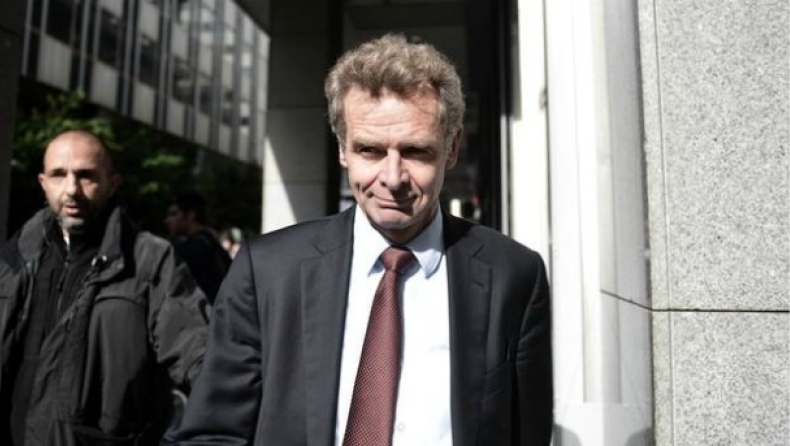 «O Thomsen απαίτησε διαγραφή χρέους για την εκταμίευση»