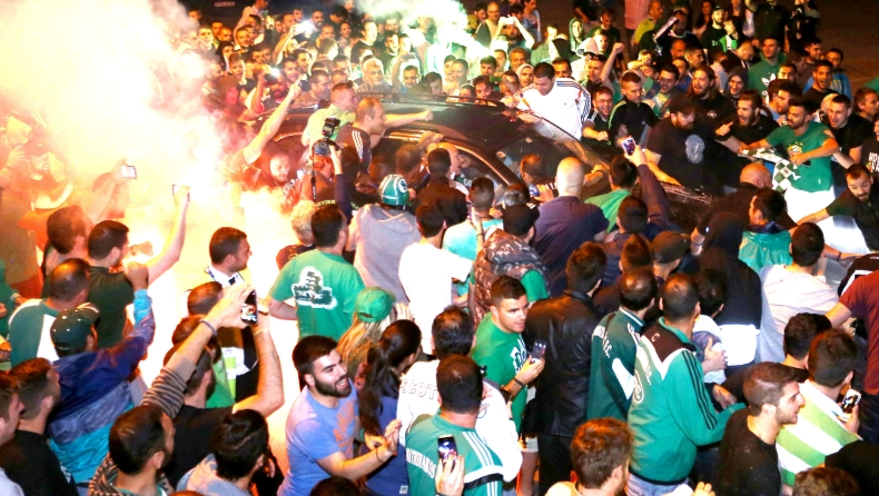 Το ευχαριστώ του Εσιέν σε κόσμο και Σισέ (pics)