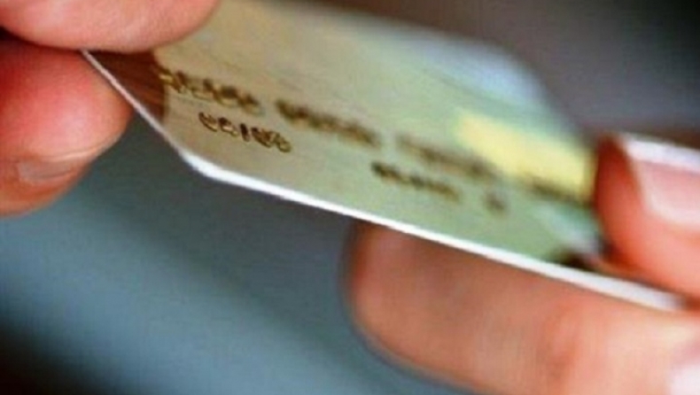 «Ξεμπλοκάρουν» οι συναλλαγές μέσω καρτών με το εξωτερικό