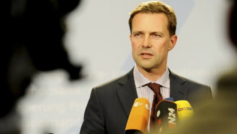 Εκπρόσωπος Μέρκελ: «Πρέπει να περιμένουμε το αποτέλεσμα του δημοψηφίσματος»