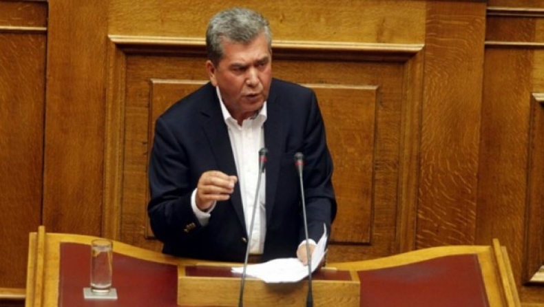Μητρόπουλος: «Δεν χρειάζεται δημοψήφισμα»
