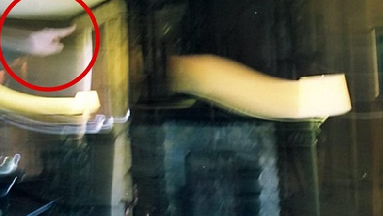 Βρετανία: Το φάντασμα της Άννας Μπολέιν εμφανίστηκε σε τουρίστα! (pics & vid)