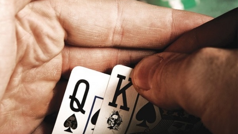Στρατηγική πόκερ: Πόσα πρέπει να ποντάρεις πριν το flop;