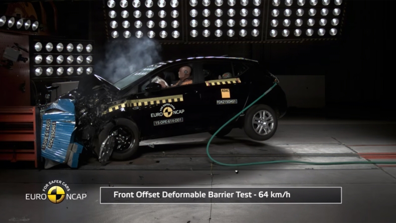 Αστέρι και στην ασφάλεια το Opel Astra (video)