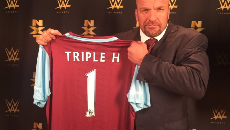 Ο Άντι Κάρολ... απειλεί τον Triple-H! (pic)