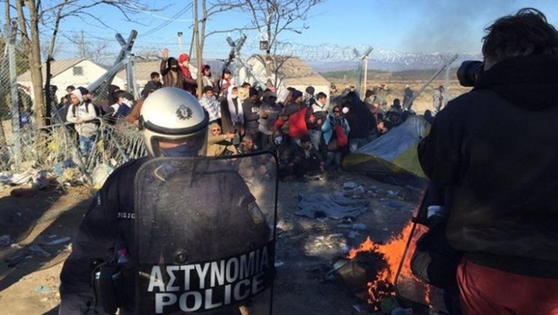 «Φουντώνουν» οι διαμαρτυρίες από τους κατοίκους της Ειδομένης