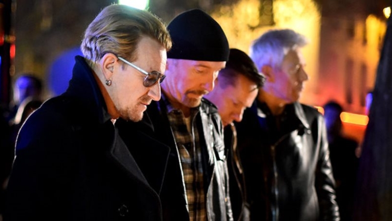 Οι U2 επιστρέφουν στο Παρίσι και προτείνουν «απόλυτη ανυποταγή στο φόβο»