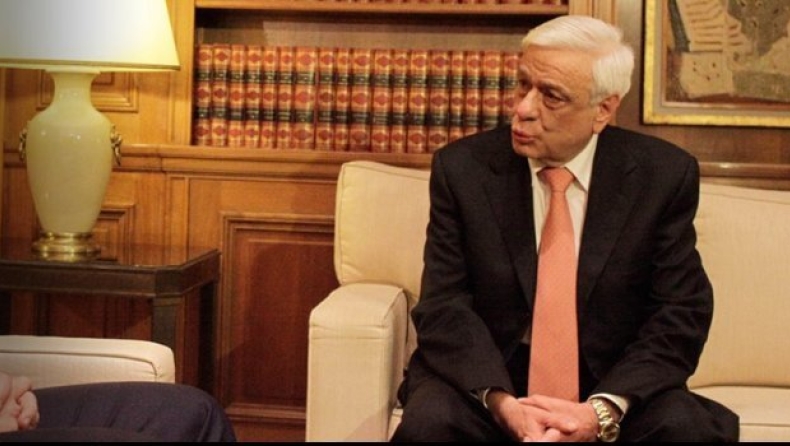 We have to address the refugee tragedy with humanism and solidarity, President Pavlopoulos says