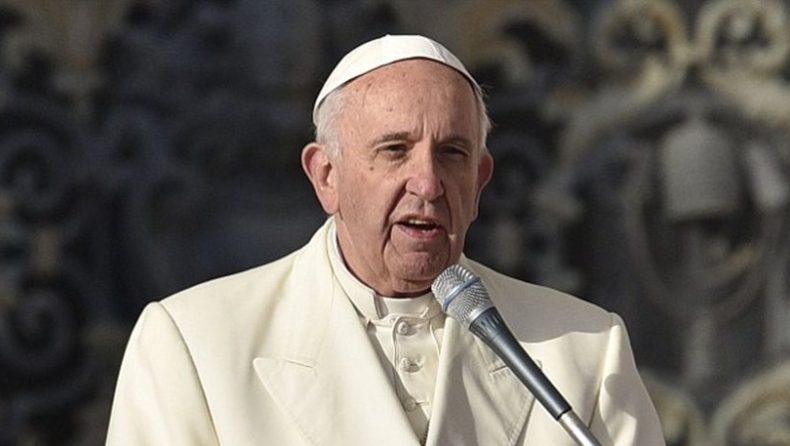 Ο Πάπας Φραγκίσκος αρνείται να φορέσει αλεξίσφαιρο γιλέκο παρά τις απειλές από τους τζιχαντιστές