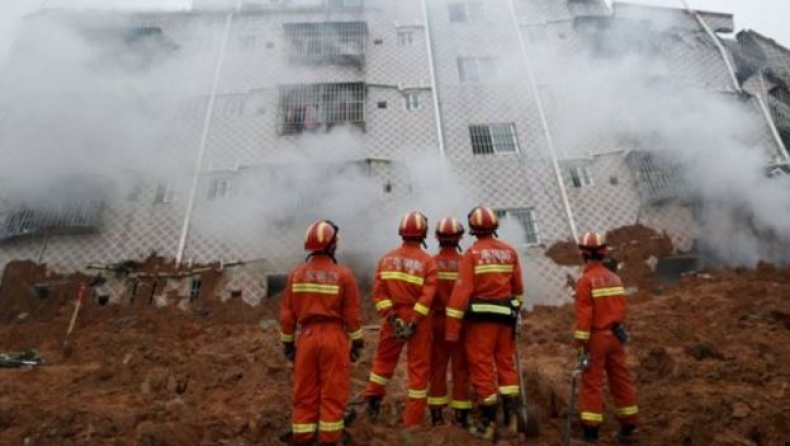 27 άνθρωποι αγνοούνται και 900 στους δρόμους από κατάρρευση κτιρίων στην Κίνα