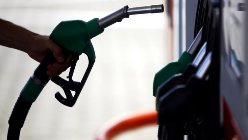 ΕΛΣΤΑΤ: Νέα «έκρηξη» τιμών σε καύσιμα και αυτοκίνητα