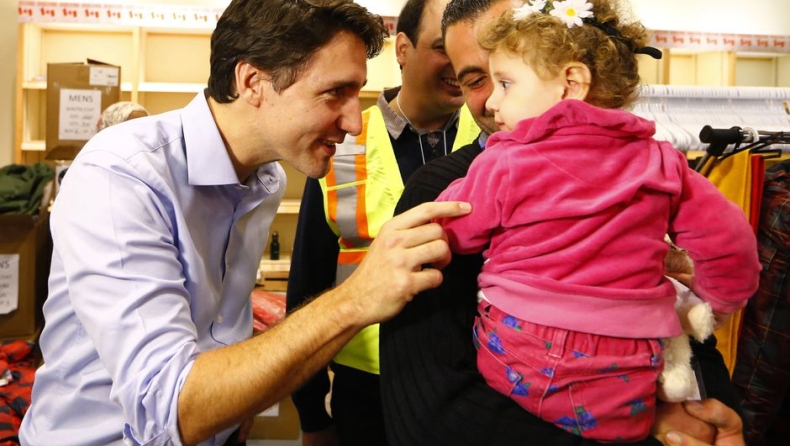 Καναδάς: Ο πρωθυπουργός υποδέχεται Σύρους πρόσφυγες με ανοιχτή αγκαλιά