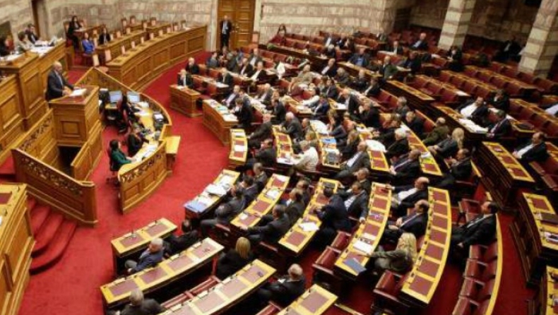 Live η συζήτηση στη Βουλή και η ψήφιση του προϋπολογισμού (vid)