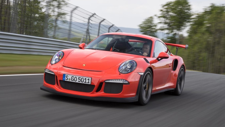 Ολόφρεσκη πίστα για την Porsche 911 GT3 RS (video)