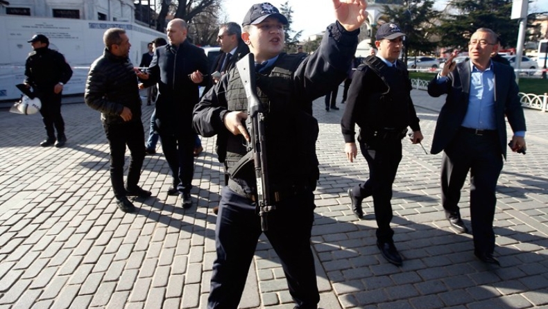 Βυθίζεται στο αίμα η Τουρκία